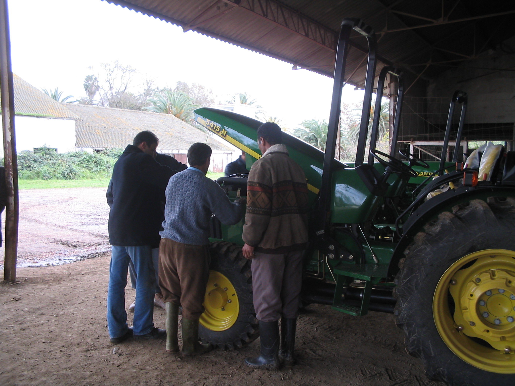 Mécanisation de l'agriculture : 1000 tracteurs pour booster le